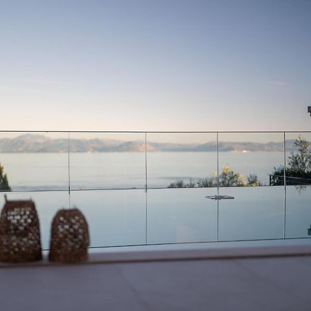 Achillion Luxury Corfu Villa & Suites ペラマ エクステリア 写真