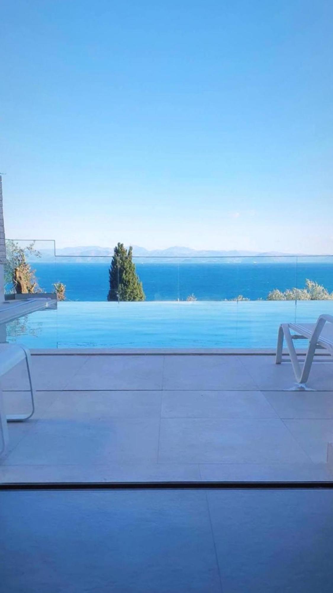 Achillion Luxury Corfu Villa & Suites ペラマ エクステリア 写真
